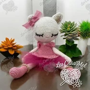 Chat danseuse — photo 2 sur 4
